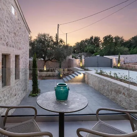 Villa Dafni By Vintage Travel *